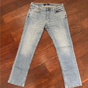 Classic Blue Men's hollister jeans